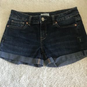 Aeropostale Midi Mid Rise Shorts. Dark Blue Wash
